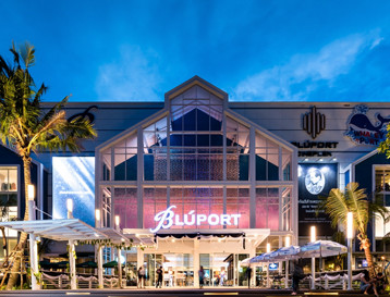 BluePort Family Shopping Centre 4